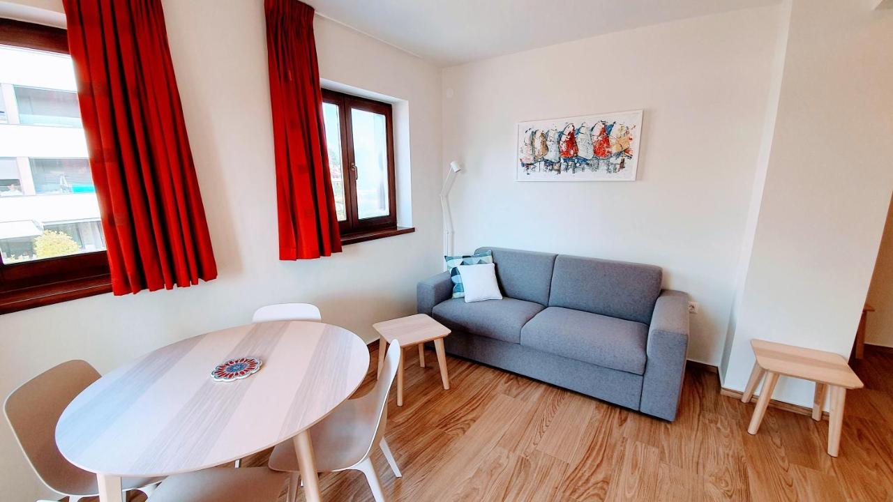 Luxury Apartment - Few Minutes From The Sea 포레치 외부 사진